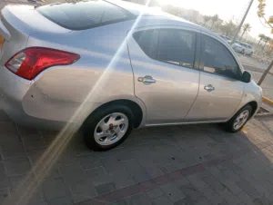 nissan sunny 2012
