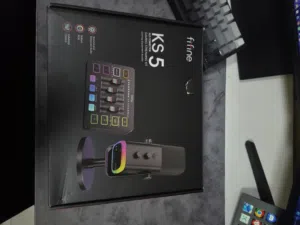 صندوق Fifine مكون من مايك تقدر تشغله ب Type-c او XLR من المكسر و معه سلك XLR