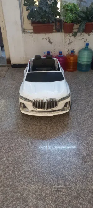 سيارة أطفال شحن