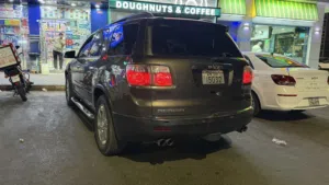 Used GMC Acadia in Farwaniya