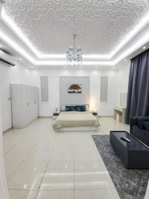 للايجار استيديو مفروش في فلج هزاع 2600 شهري شامل