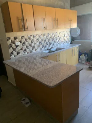 مطبخ للبيع بحالة ممتازة