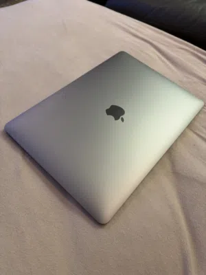MacBook Air 2020 M1  8GB RAM  256GB SSD  Excellent Condition