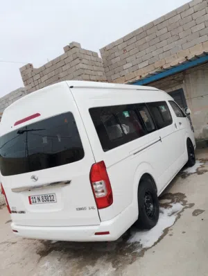 سيارة جنبي عالية اسمهة كنك نوك