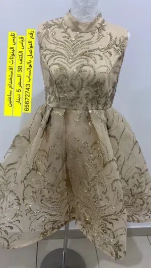 ملابس مستعمله شبه جديده