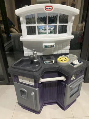 Kids play kitchen مطبخ العاب