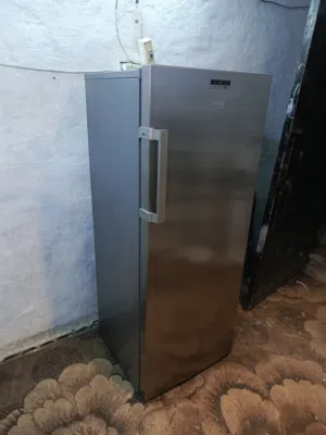 فريزر بيكو راسي لون سلفر فخمه جدا 6 ادراج تبريد بحال الوكاله الوكاله كما في الصوره قابل للتفاوض