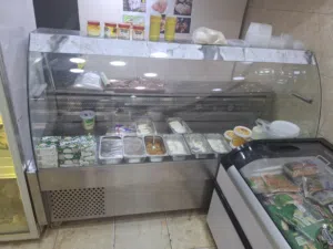 محل مجمدات للبيع كامل المعدات