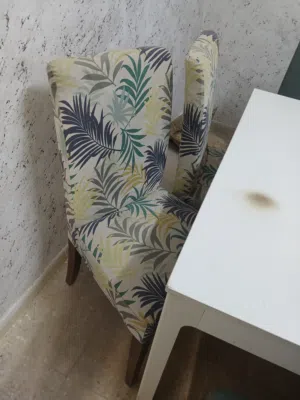 طاولة ايكيا