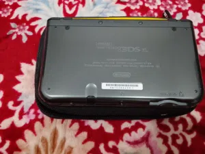 جهاز the new 3ds xl مستعمل للبيع