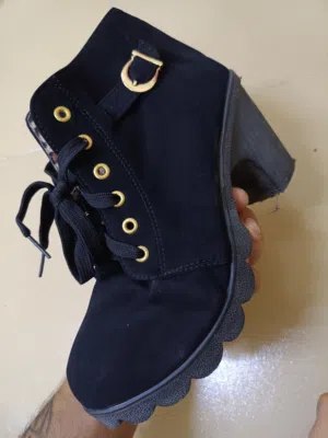 womens fashion high hells black