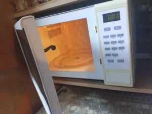 مايكروويف سونا بحاله ممتازه