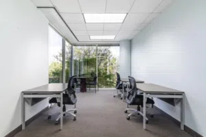 مساحة مكتبية للإيجار لـ عدد 3 أشخاص في Paramount Business Complex Heliopolis