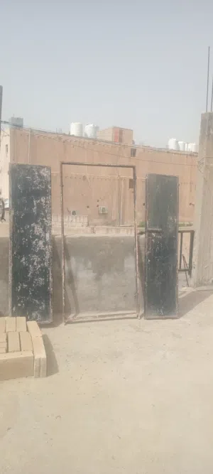 باب حديد مليان ثقيل مقاس 100×195 سم خارجي