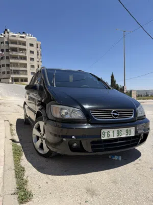 السياره بالصلاه على النبي مش ناقصها غير شوفير يحافظ عليها
