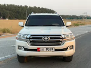 تويوتا لاندكروزر GXR V6 موديل 2018 بحالة الوكالة