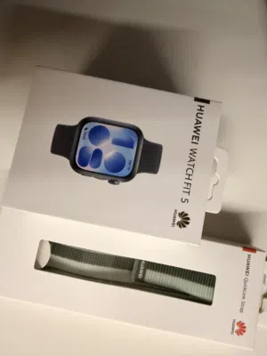Huawei watch fit 5 with strap