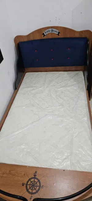 Full bedroom set