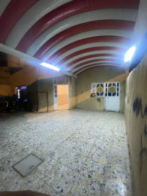 بيت للبيع بسعر جدا مناسب في حي المهندسين جاهز للسكن