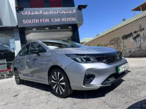 Sedan Honda in Amman