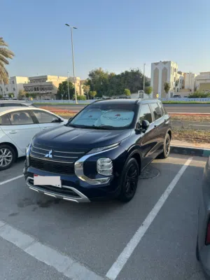 متسوبيشي أوتلاندر 2025 خليجي ممشى 60000km السعر 85000 درهم إماراتي