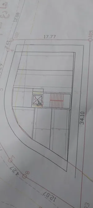 محلات للبيع قيد الإنشاء