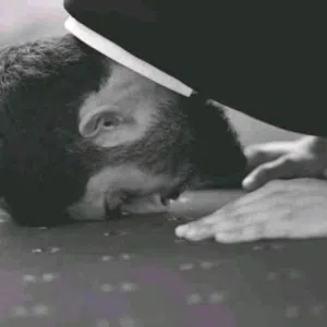 اللهم صلي وسلم وبارك علي سيدنا محمد 