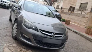 اوبل استرا بحالة ممتازة استخدام شخصي