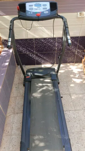 جهاز مشي رياضي