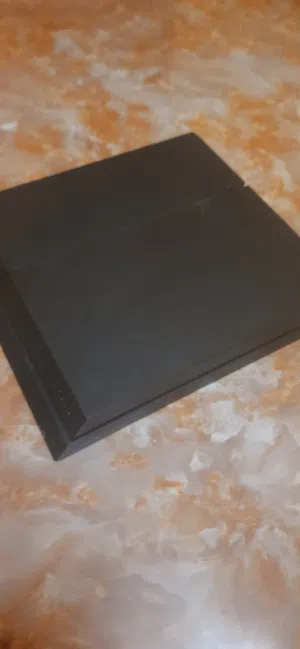 بلايستيشن 4 (PS4) للبيع