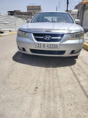 سوناتا أمريكي المتد محرك V6 3300 موديل 2008  ضربه باب وجاملغ مبدل قطعتين  داخل جلد تدفئه بالكشن سلاي