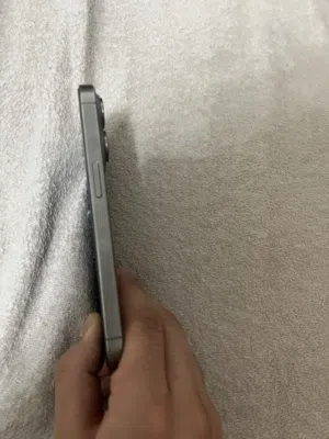 iPhone 15pro Battery:87 128g
