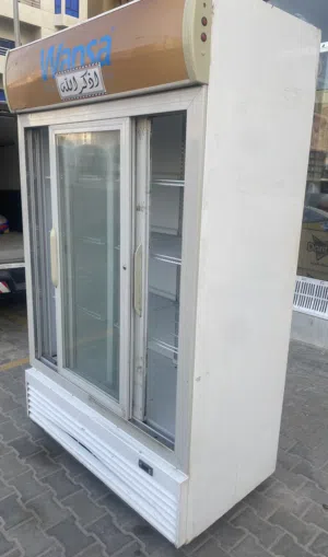 ثلاجة عرض مقاس 60 *120 نظيف جداً