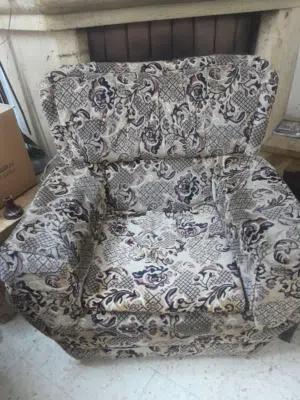كنب بحالة جيدة