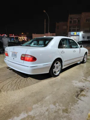 مرسيدس محرك 8