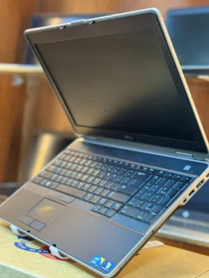 لابتوب dell latitude6520