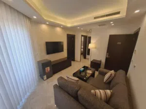 اجنحة فندقية مفروشة بالكامل فرش جميل وحديث واجهزة جديدة