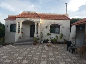400 m2 5 Bedrooms Townhouse for Sale in Madaba Madaba Center