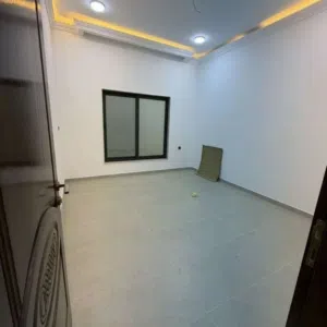 شقة ارضية مكتبية للايجار