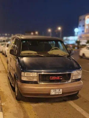 فان جي ام سي سفاري موديل 2004 مكينه بلاد عنكبوت حداديه زينه رقم جديد سنويه جديده 5 سنوات السعر 60