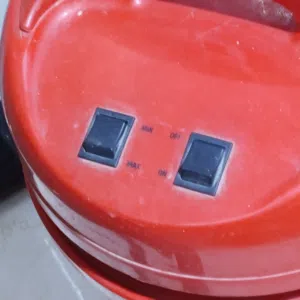 مكنسه كهربائيه