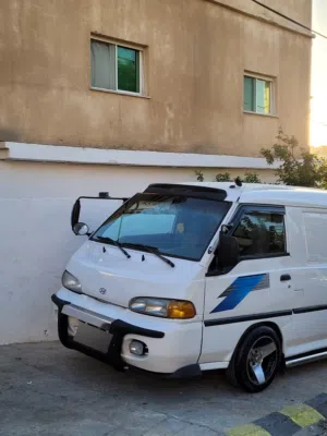 باص H100 فان