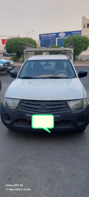 Mitsubishi L200,