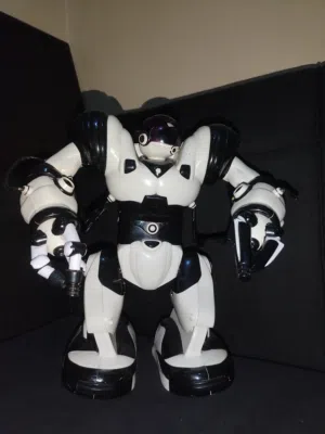 روبوت Robosapien