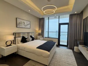 SEA VIEW  SUNRISE VIEW  BALCONY  HIGH FLOOR