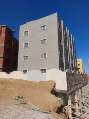 من المالك مباشرة للبيع عمارة بخري دبل فيس بالحي المتميز مدينة بدر أمام العاصمة الإدارية مباشرة