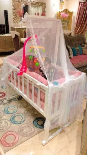 سرير البيبي