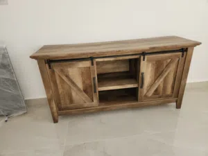 طاولة تلفريون