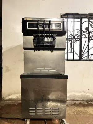 للبيع ماكينة أيس كريم صناعه كوري