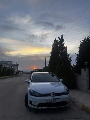 فولكسفاغن جولف E-Golf 2020 كهربائية مستعملة بحالة ممتازة مع مواصفات صينية